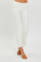 Load image into Gallery viewer, PLUS SIZE MID RISE STRAIGHT CROP ANKLE PANTS IN CREAM